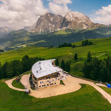 Paradiso Pure.Living Vegan Hotel Альпе-ді-Сьюзі Екстер'єр фото